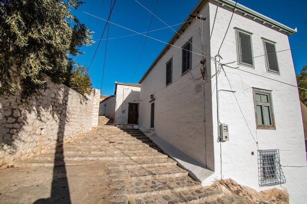 Iolis Loft Hydra Apartment Exterior photo