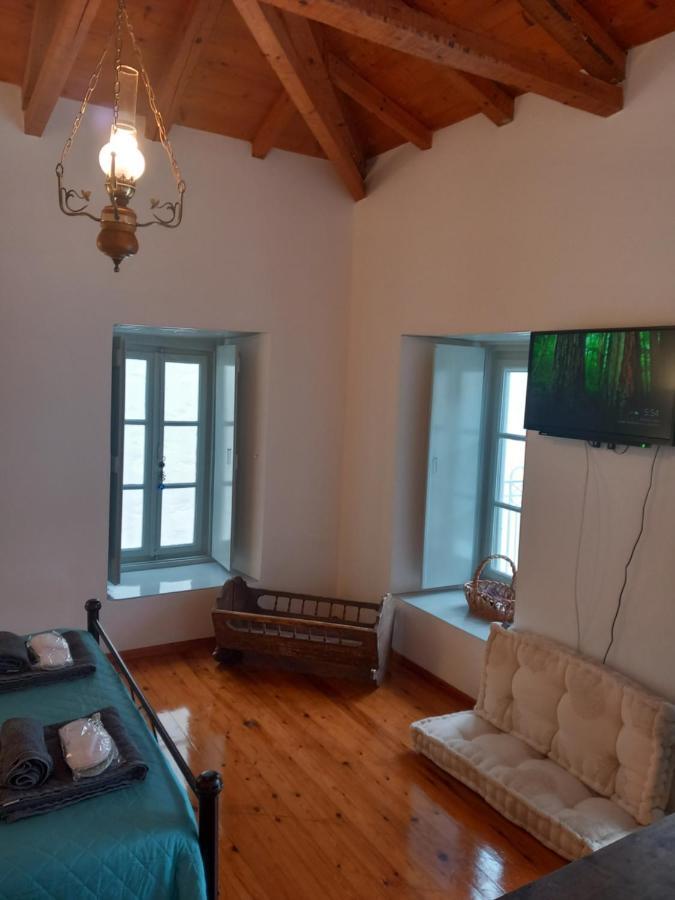 Iolis Loft Hydra Apartment Exterior photo